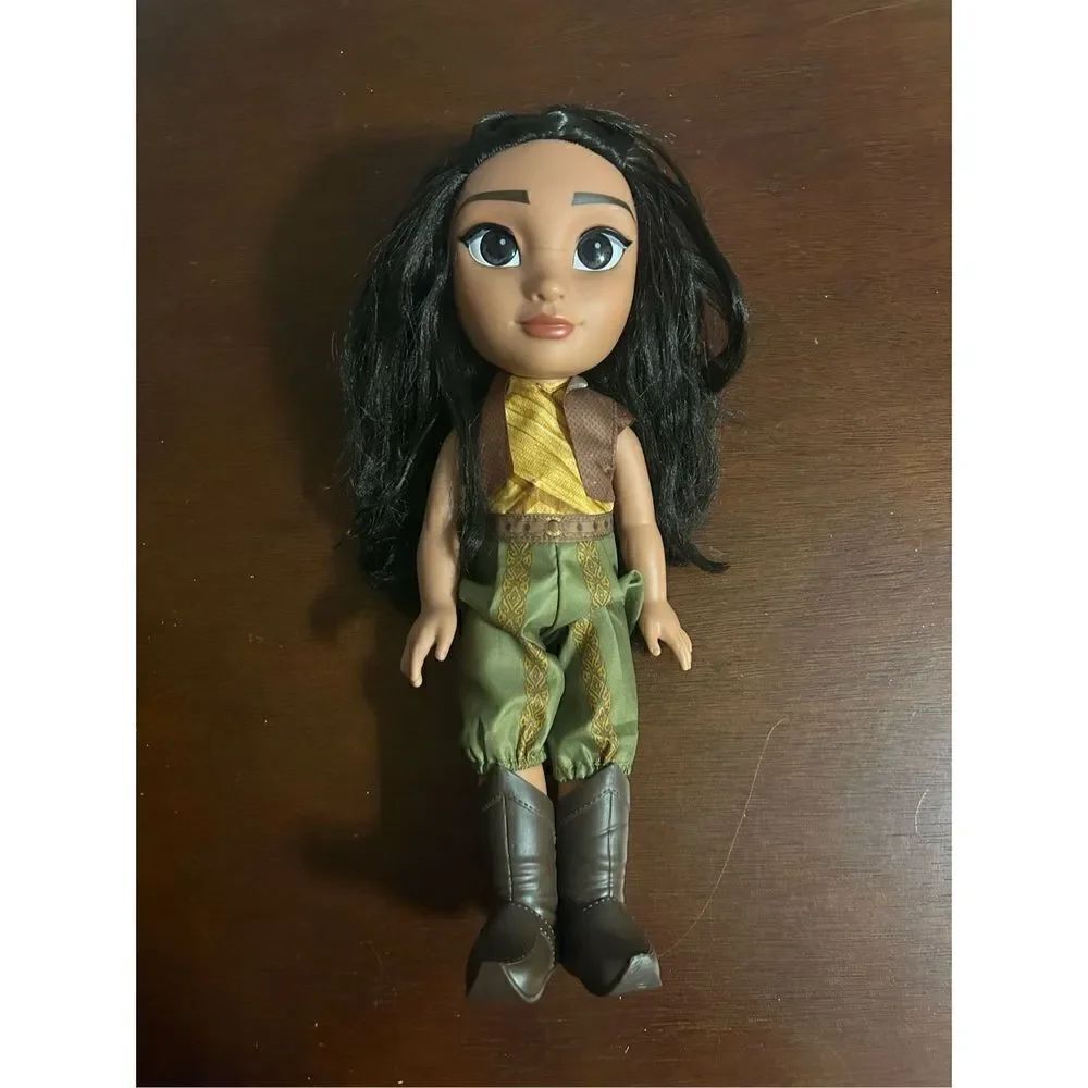 Disney Raya and the last dragon doll